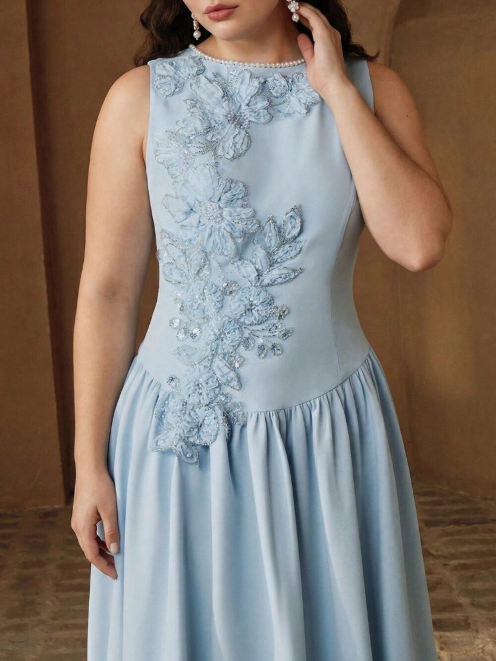 Blue Elegant Women's Plus Size Pearl Floral Pleated A-Line Maxi Dress - Picture 7 of 7